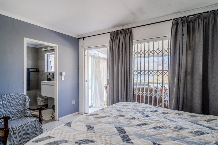 4 Bedroom Property for Sale in Northshore Western Cape